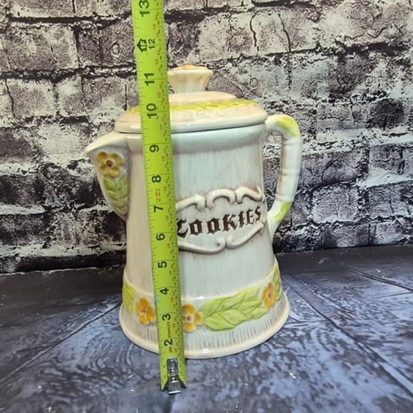Vintage Treasure Craft Cookie Jar Pitcher Tea Pot - Picture 6 of 9